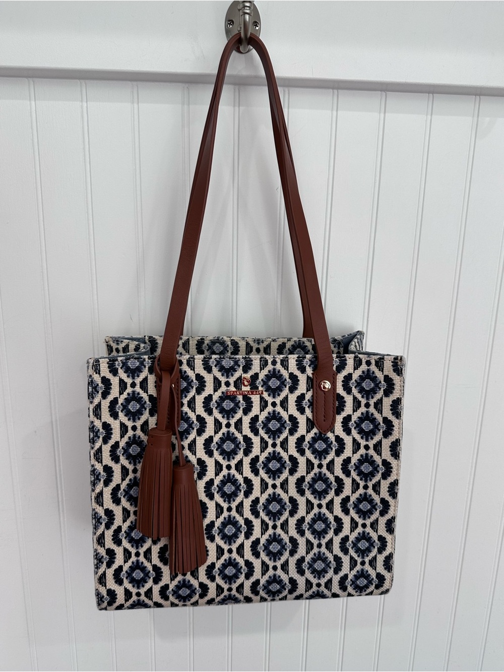 Spartina 449 Box Tote Marsh Boardwalk Navy and Cream